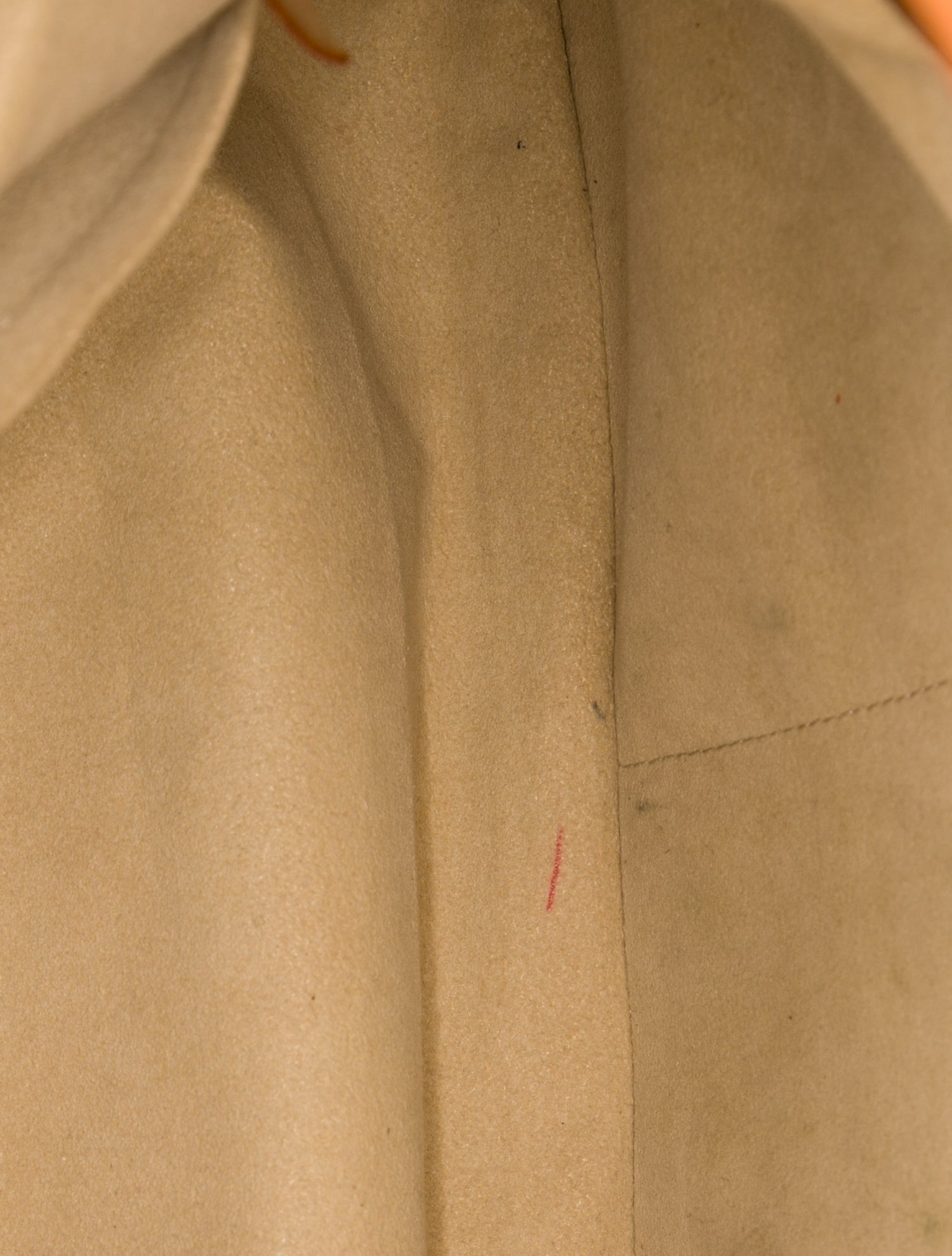 Louis Vuitton LV Monogram Artsy MM